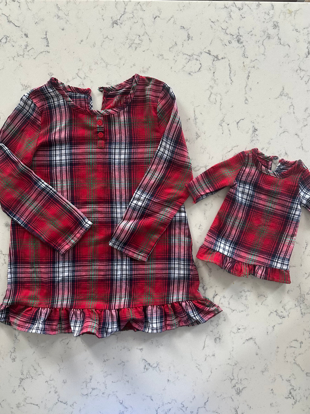 Seller 42, Girls/Doll Matching Nightgown, Red Plaid, Girls Size 4