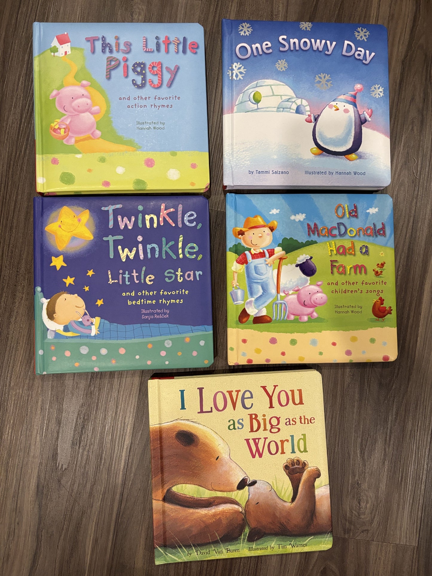 #77 -  - VGUC 5 Books (One Snowy Day, This Little Piggy, Twinkle Twinkle, Old MacDonald, I Love You) -