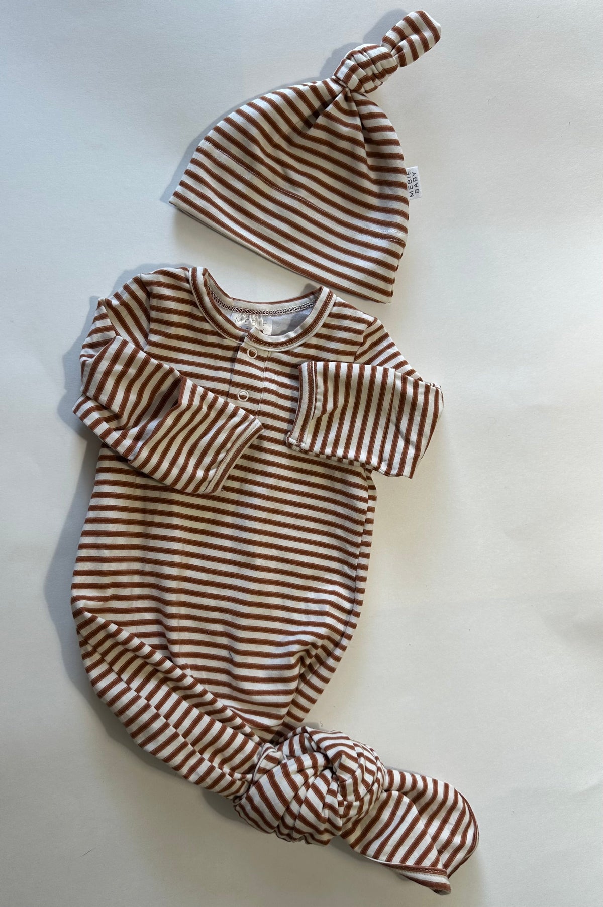 Seller 182. Mebie Baby. Newborn gown with hat