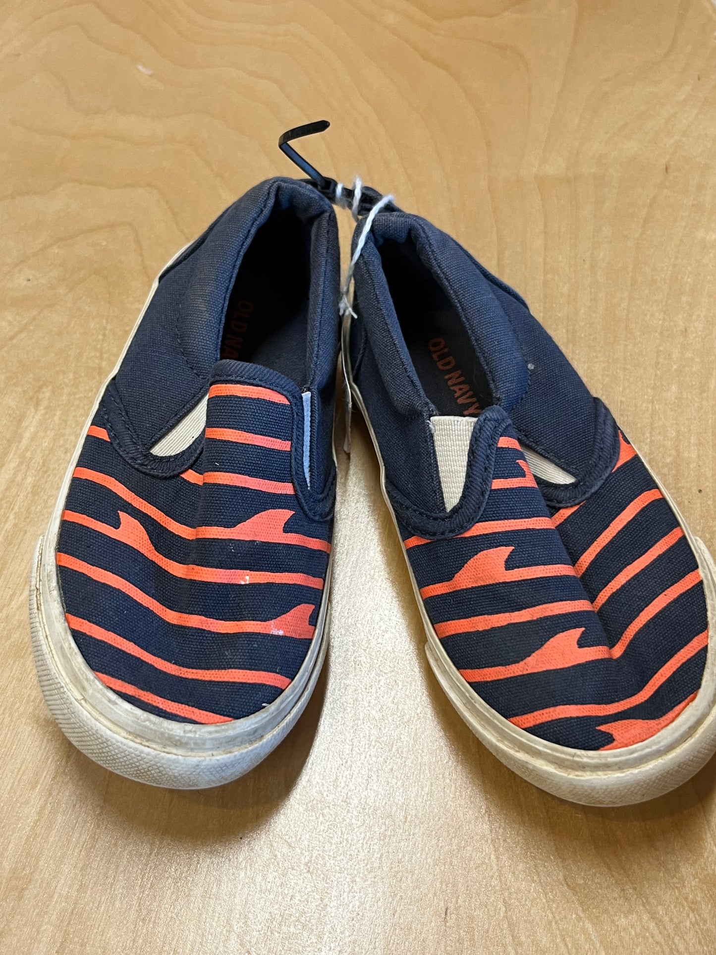 Seller 67 - Old Navy - Navy and Orange Canvas Shoes size 7