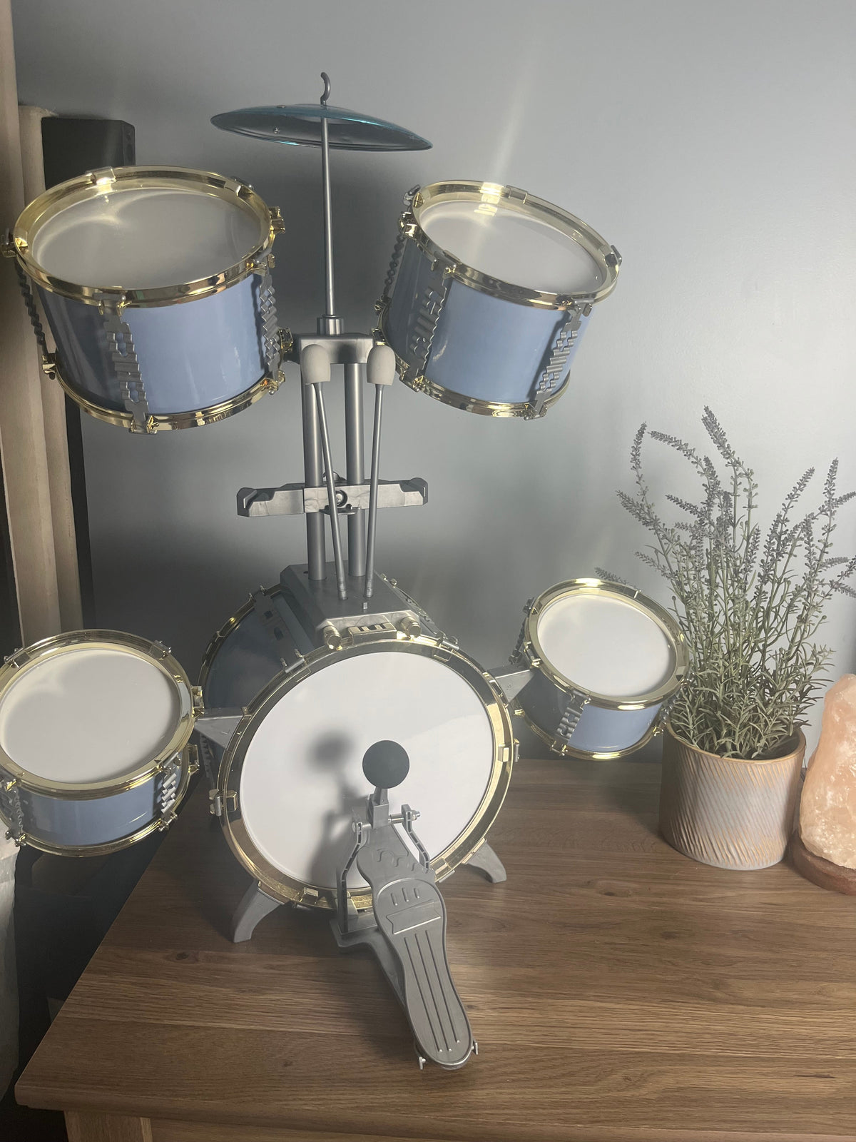 Seller #14 Kids Jazz Drum Set, 5 Drums with Stool EUC