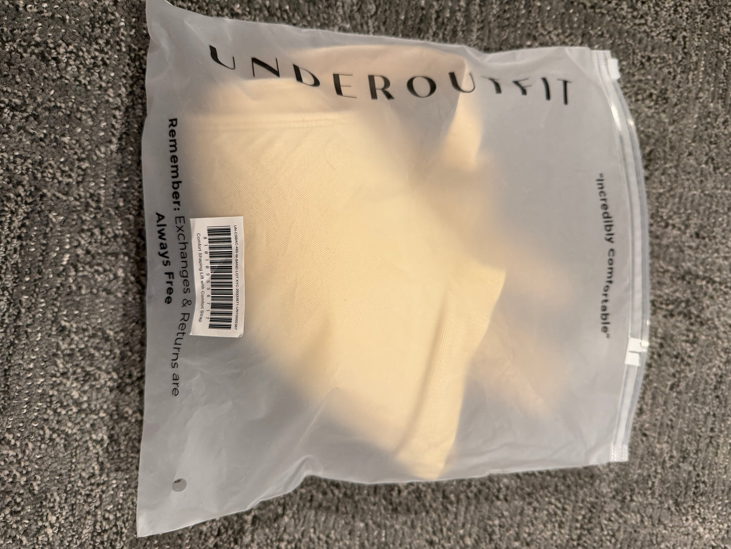 #212 NEW Underoutfit bra size M