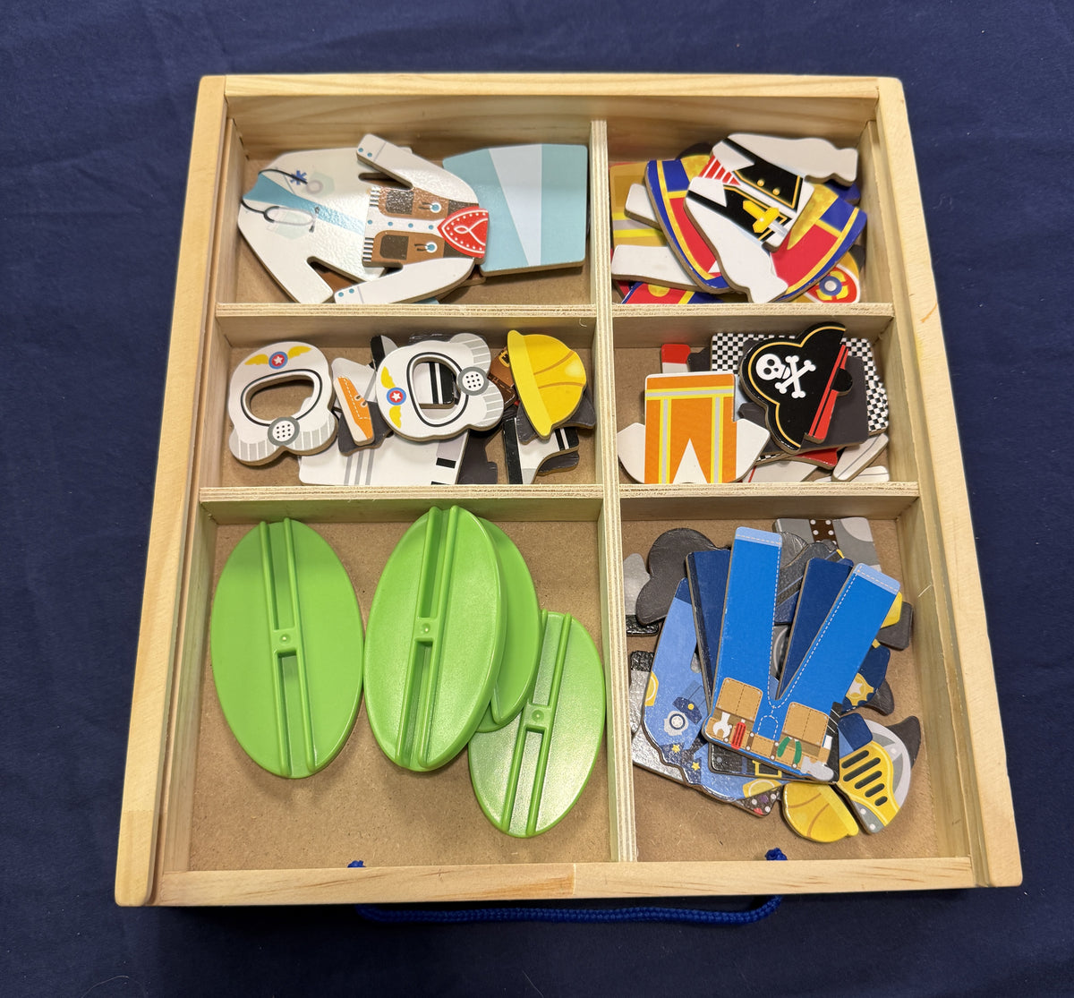 #103 Melissa and Doug Billy Magnetic Dress