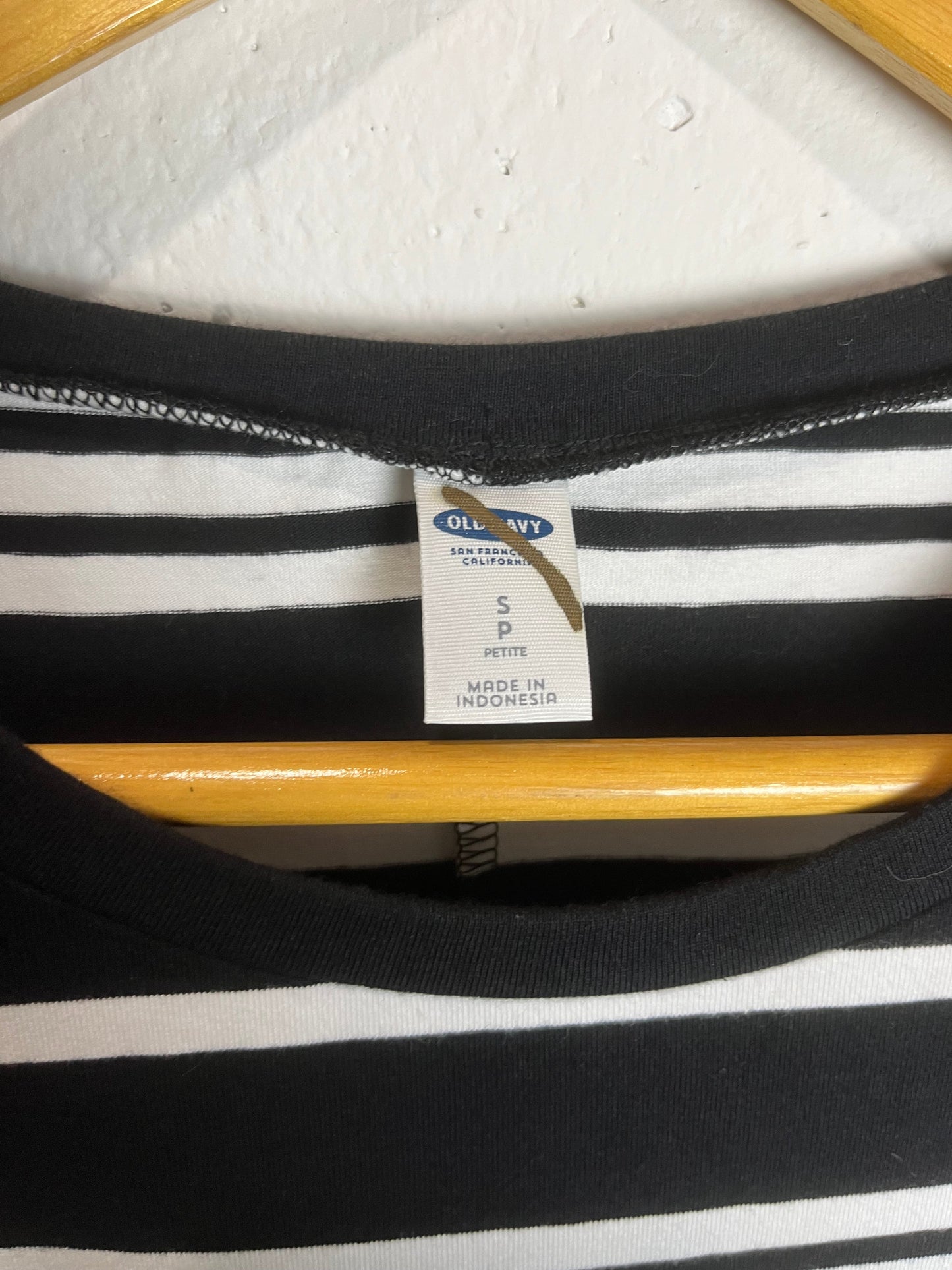 Seller  229 - Old Navy Striped Dress (Size Small)