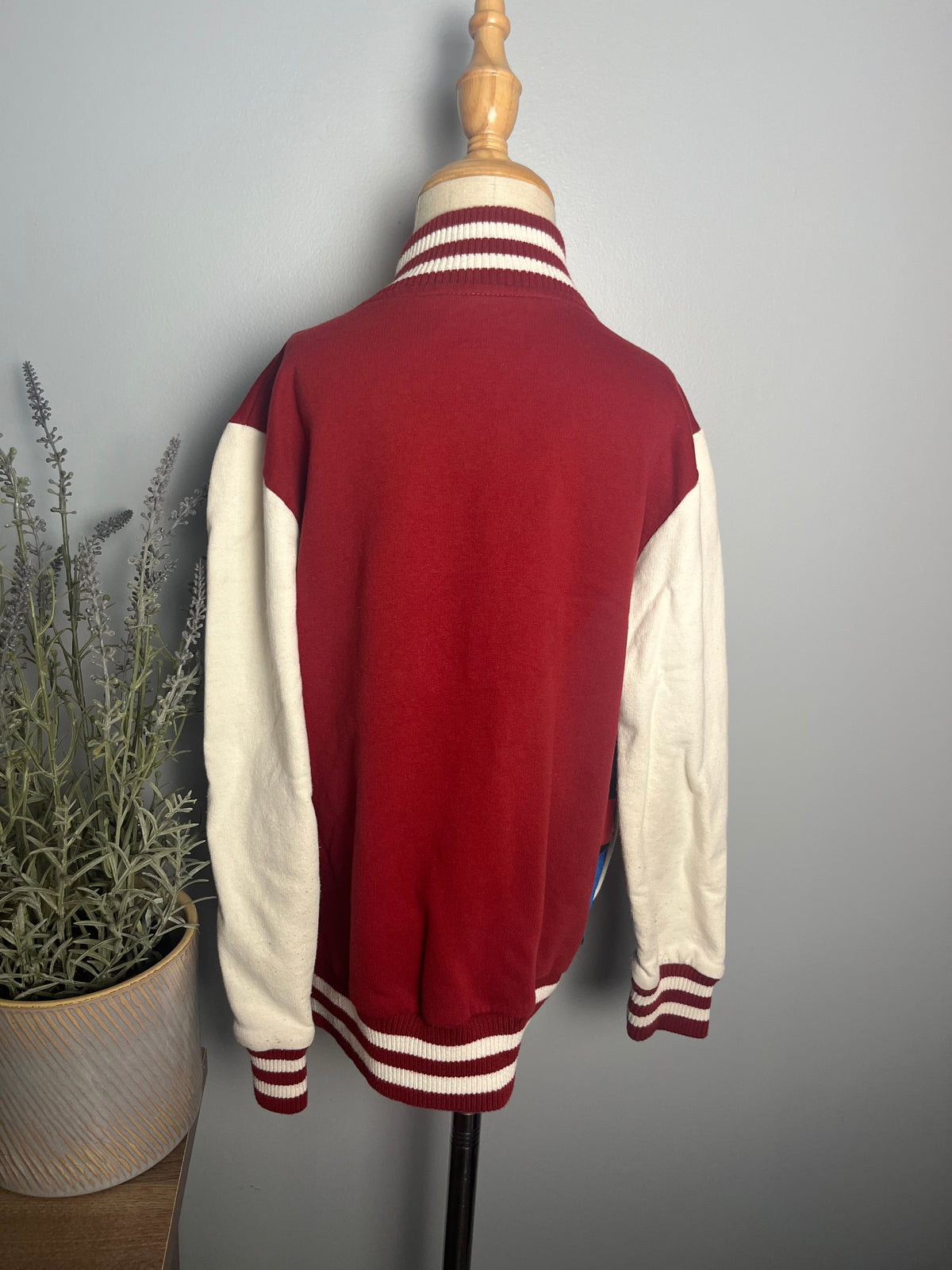 Seller #14 Boys XS Super Mario Brothers Jacket EUC