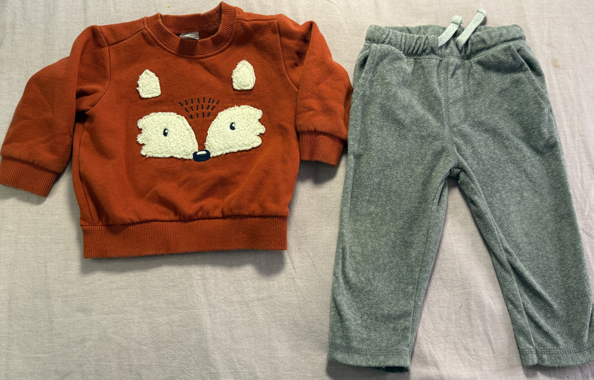 #103 12m Fox Sweatshirt Outfit