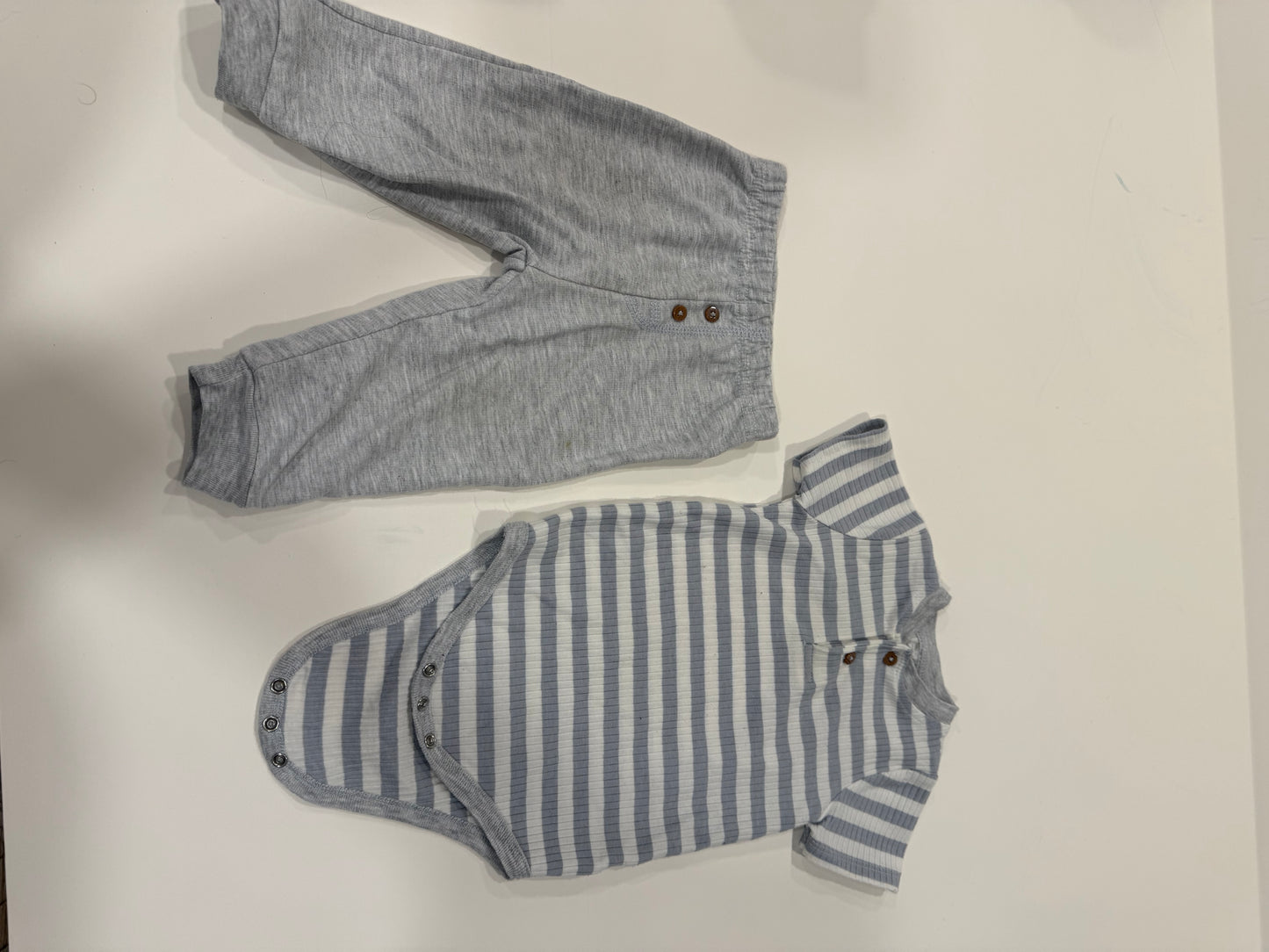 #9 -  Chick Pea -  Light Grey Striped Onesie and Pants Set Infant's SIZE  6-9M