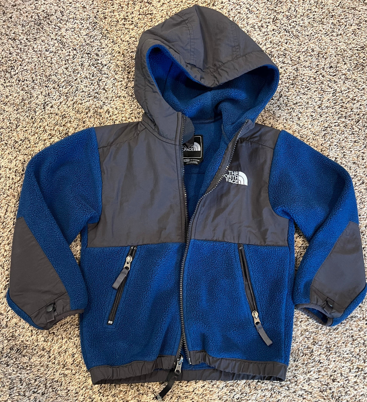 Seller #184 - Boys Size 6 - North Face hooded zip up fleece jacket- navy