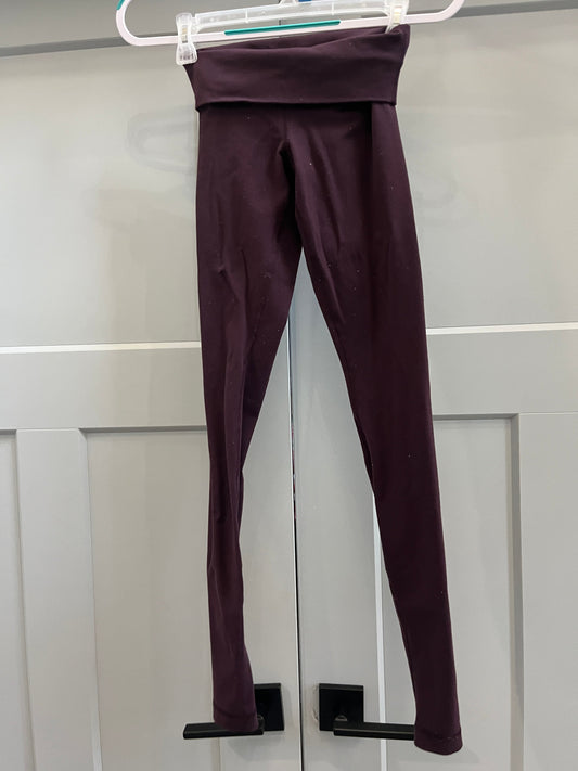137 Burgundy LULU Lemon  full length leggings, size 2, LN