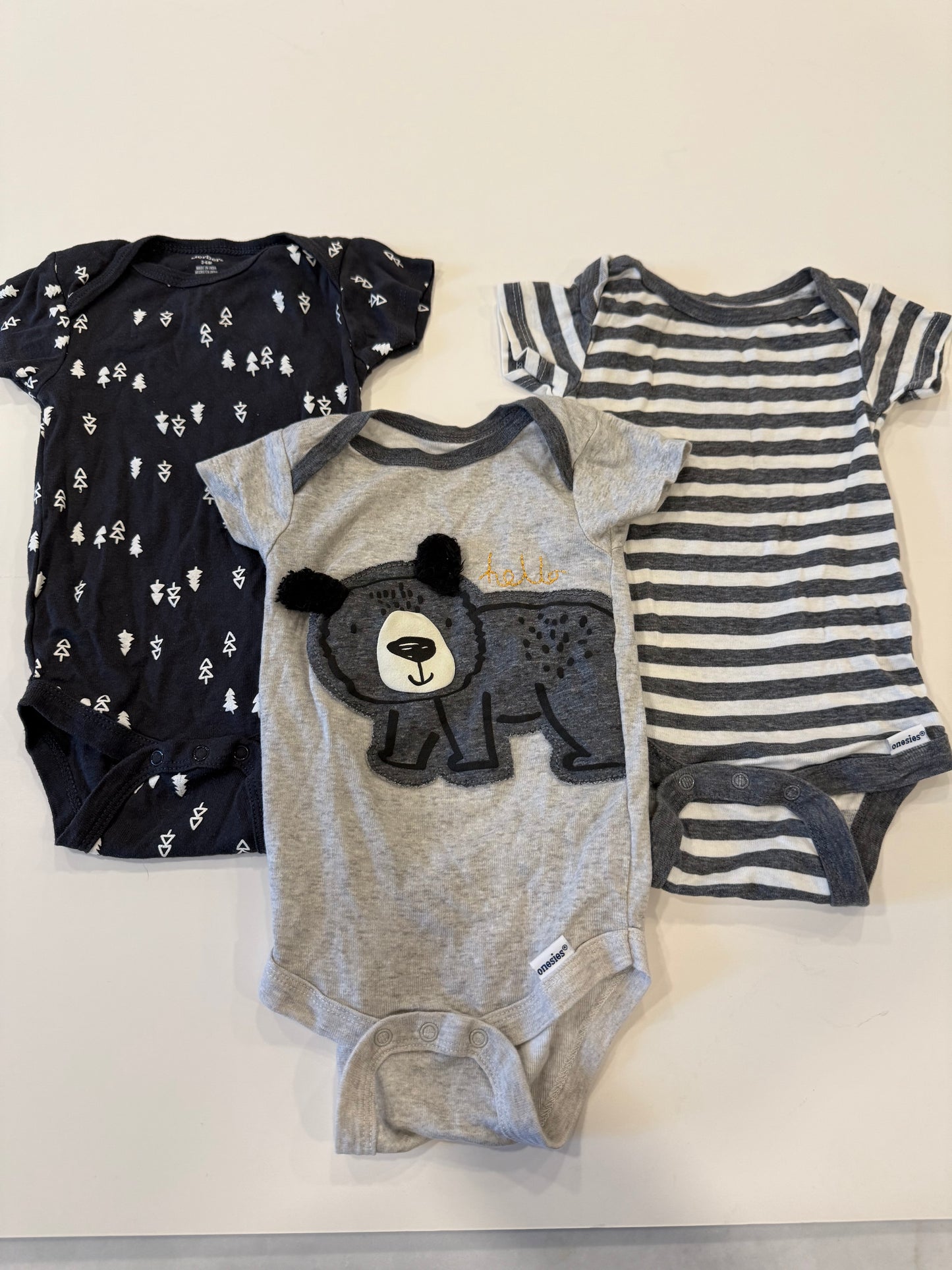 #9 -  Gerber -  5 Onsies Bear Themed  Infant's SIZE  3-6M