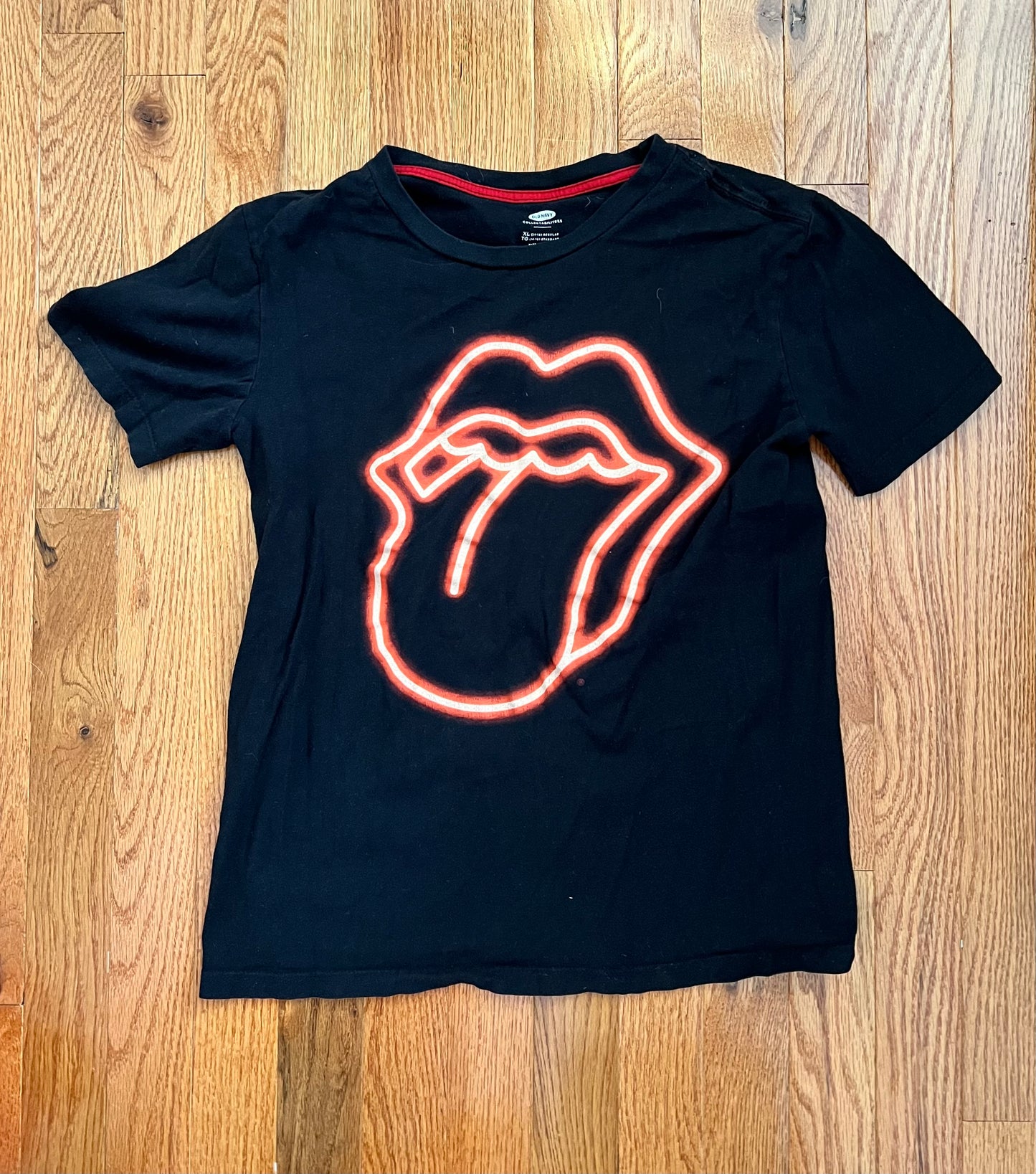 Boys Rolling Stones tshirt- XL (14-16)