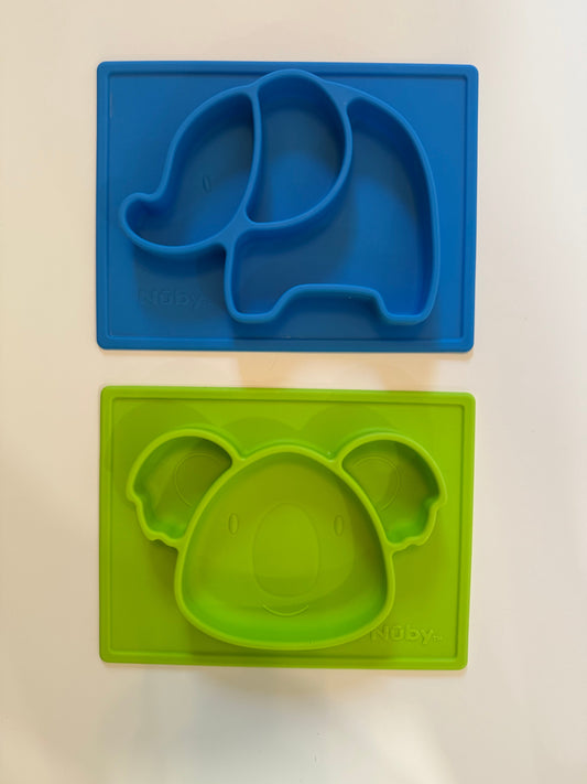 #50 • Animal Plates • EUC