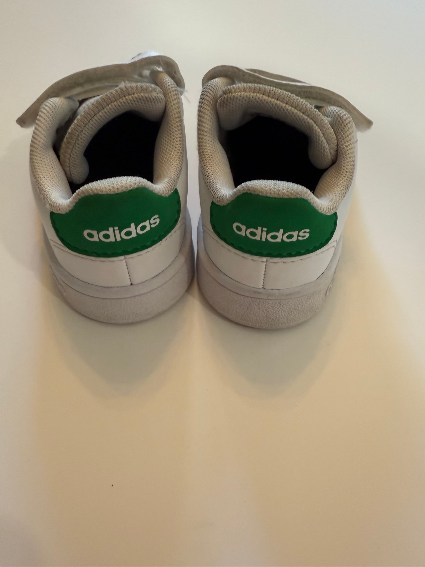 #50 • Boys • Adidas • 5 • VGUC