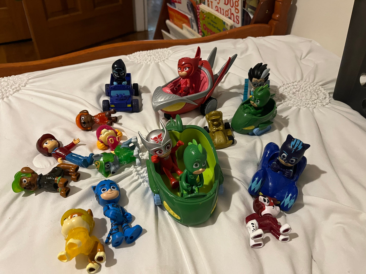 #70 PJ Masks Headquarters and figures