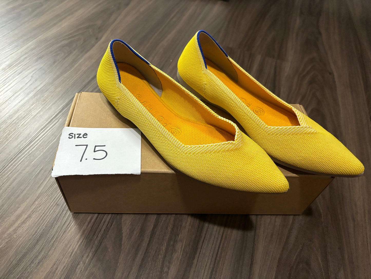 #77 - 7.5 - EUC Rothy's - Womens Yellow Points