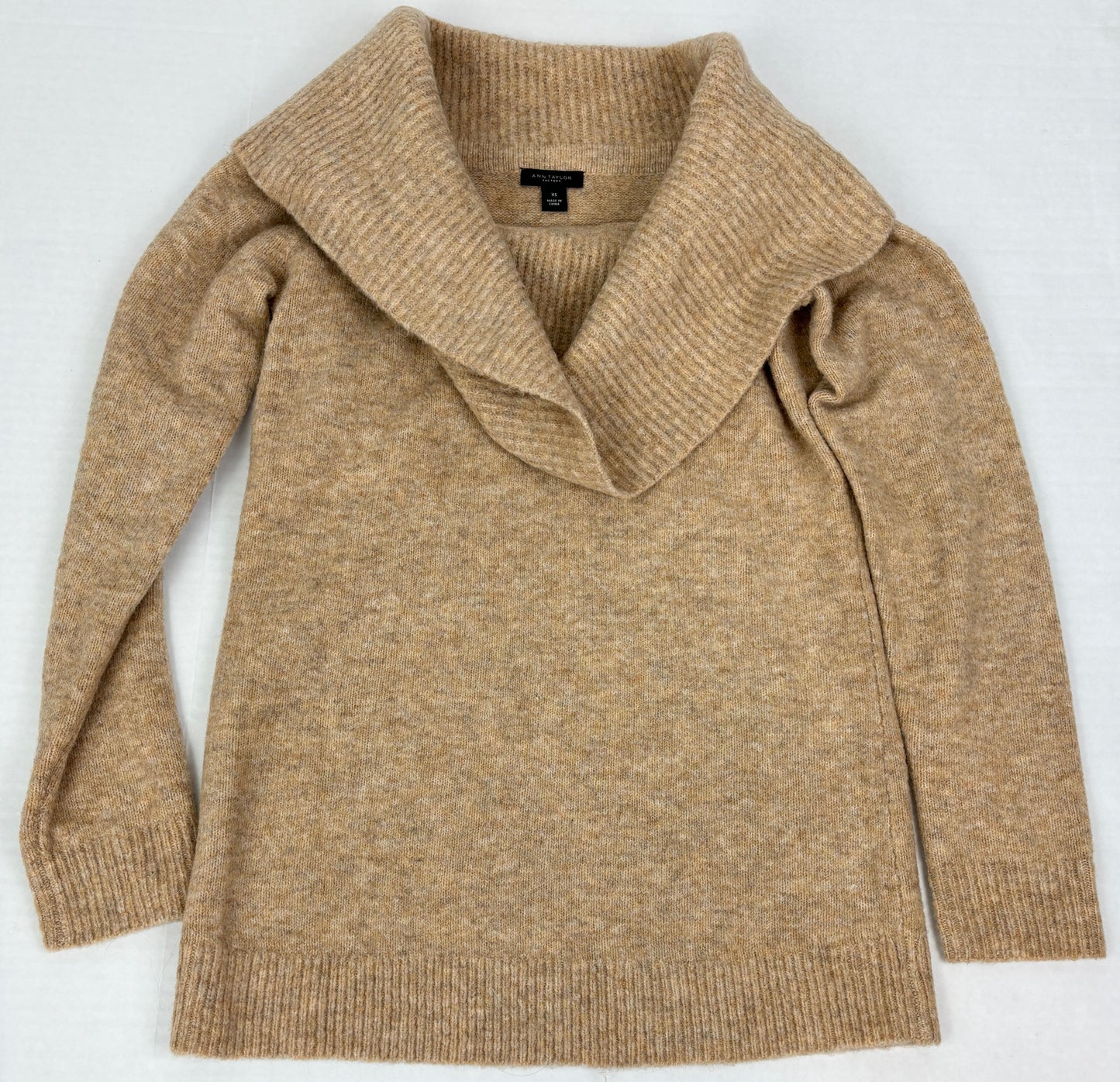 #14 Women XS Camel Turtleneck Sweater Ann Taylor Factory