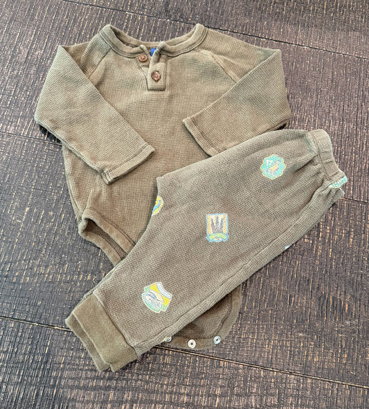 #66 Old Navy 12-18M Onesie and Pant Bundle