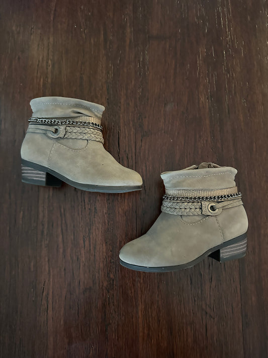 Wonder Nation Boots, gray, Girls size 7