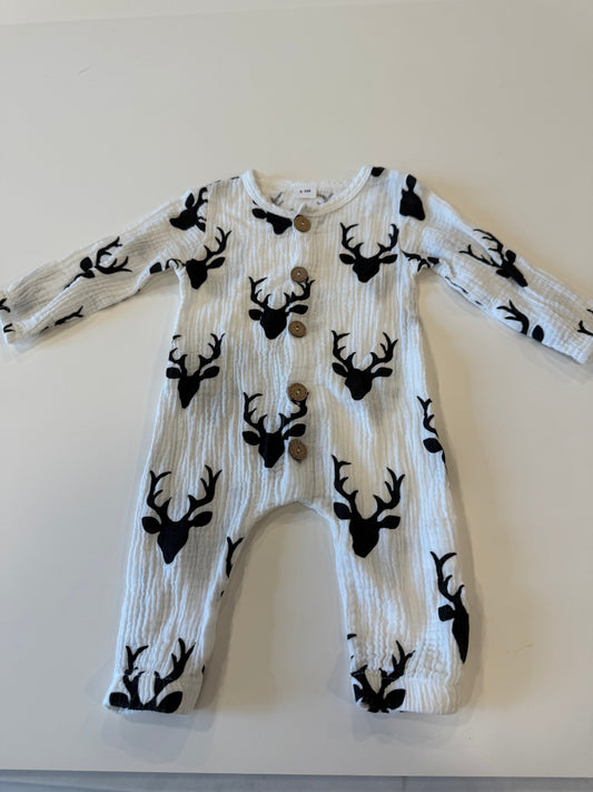 #9 -  Botique -  White Longsleeve Button Down with Deer and Antler Print Infant's SIZE  6-9M REDUCED