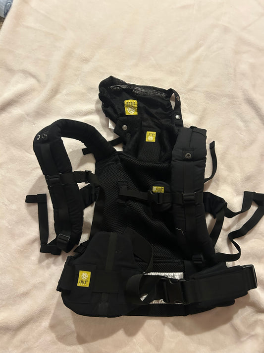 136 EUC Lille Baby Carrier Black Breathable