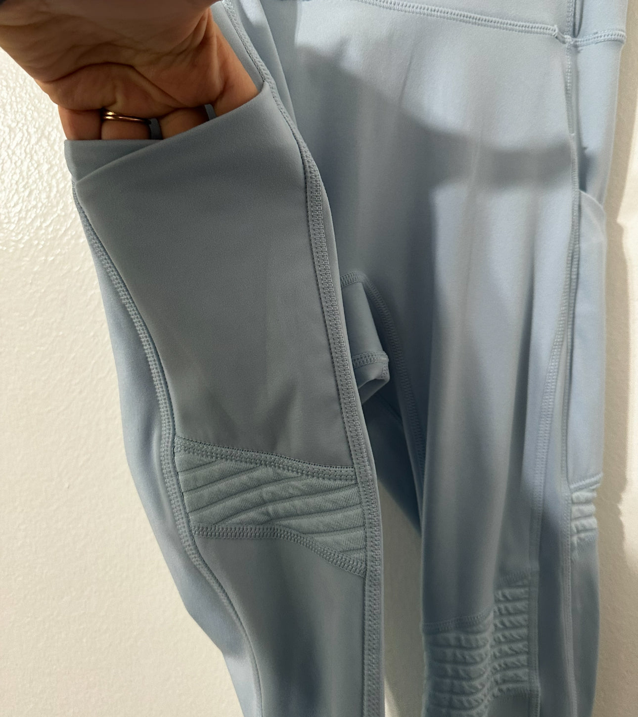 #111 Fabletics Motion 365 Light Blue Moto Leggings Side Pockets No Size Tag XS-Small