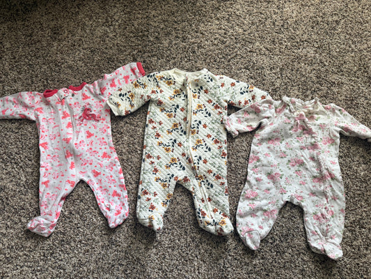 SELLER #6 3M (3) Girls Sleepers