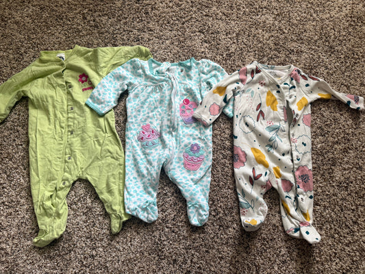 SELLER #6 3M Girls (3) Girls Sleepers