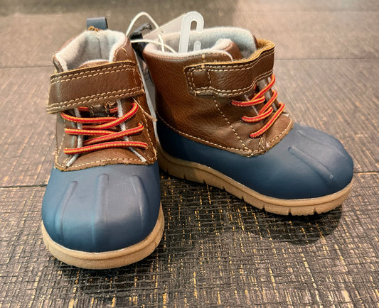 #66 NWT Carters Boys Size 3 Boots
