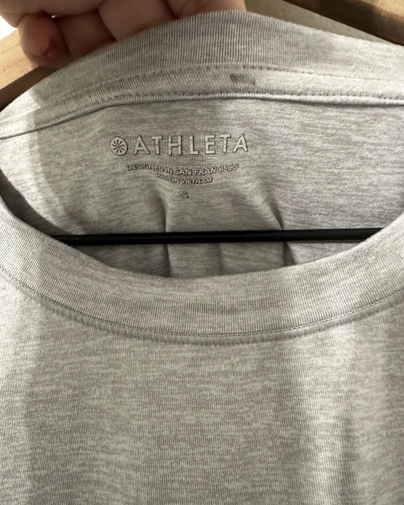 #111 Womens Athleta Long Sleeve Uptempo Grey Top Small
