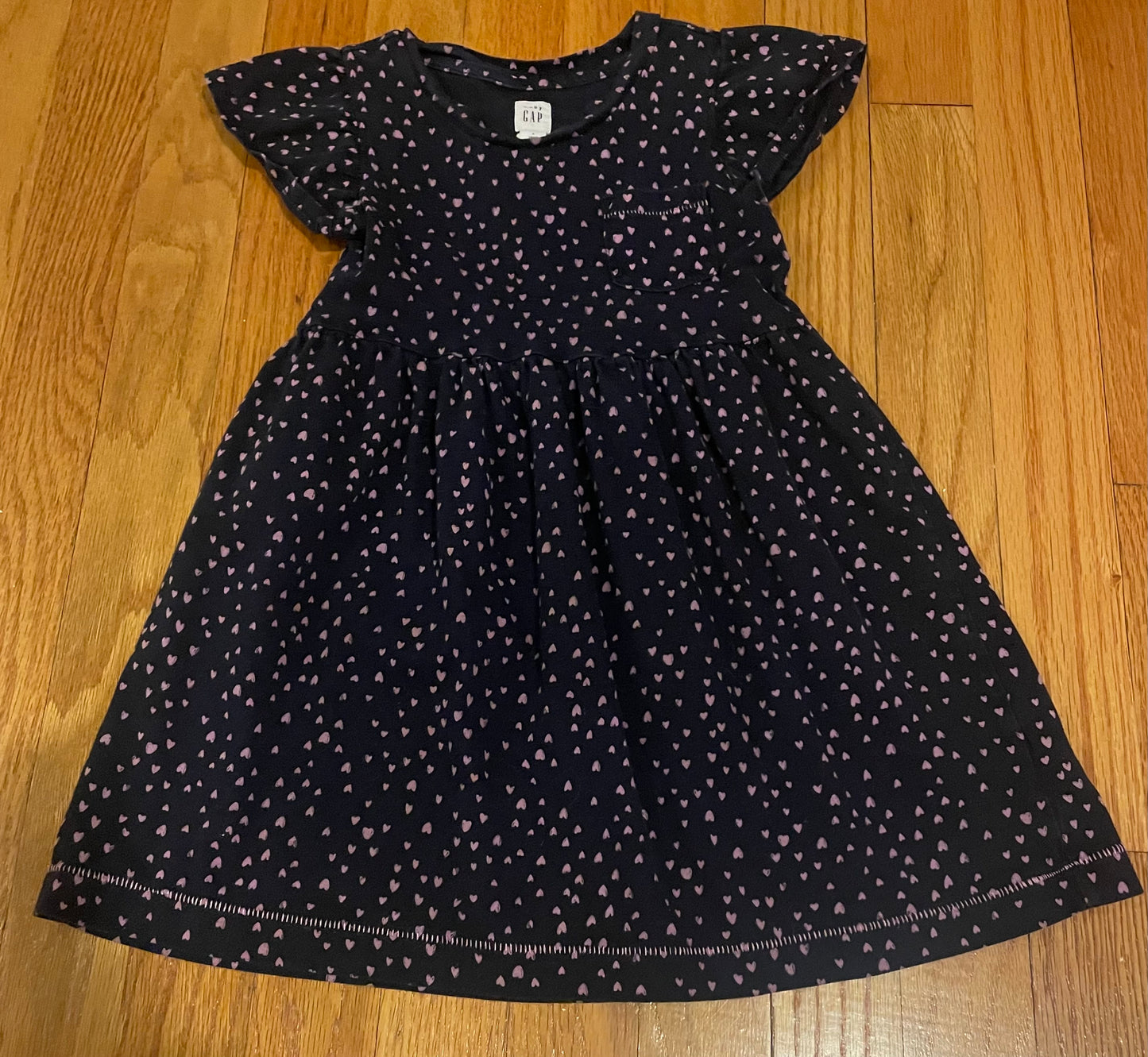 Size 4T - Gap - heart dress