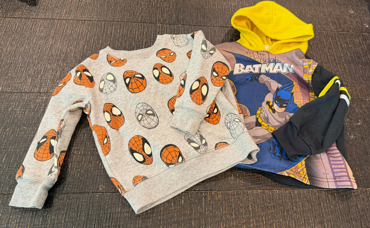 #66 Boys 3T Marvel Sweatshirts