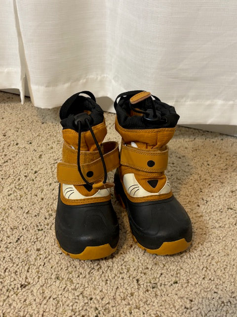 #210 ThermoLite Kids Boots Size 10