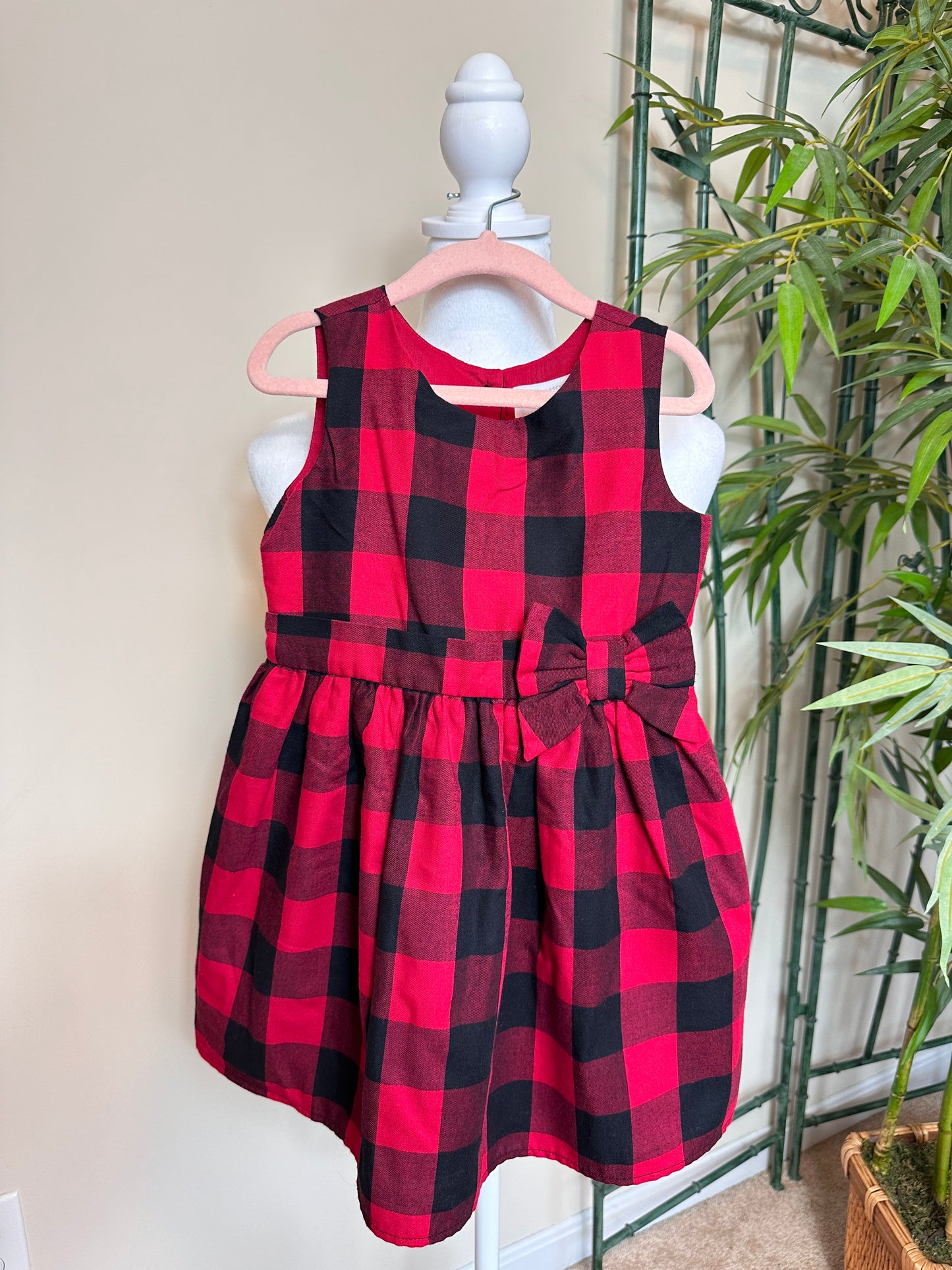 The Childrens Place red plaid dress girls size 4T NWT