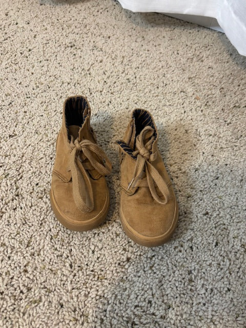 #210 Boys Brown Suede Boots Carters Size 6
