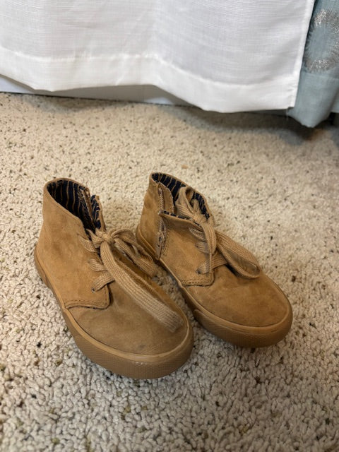 #210 Boys Brown Suede Boots Carters Size 6