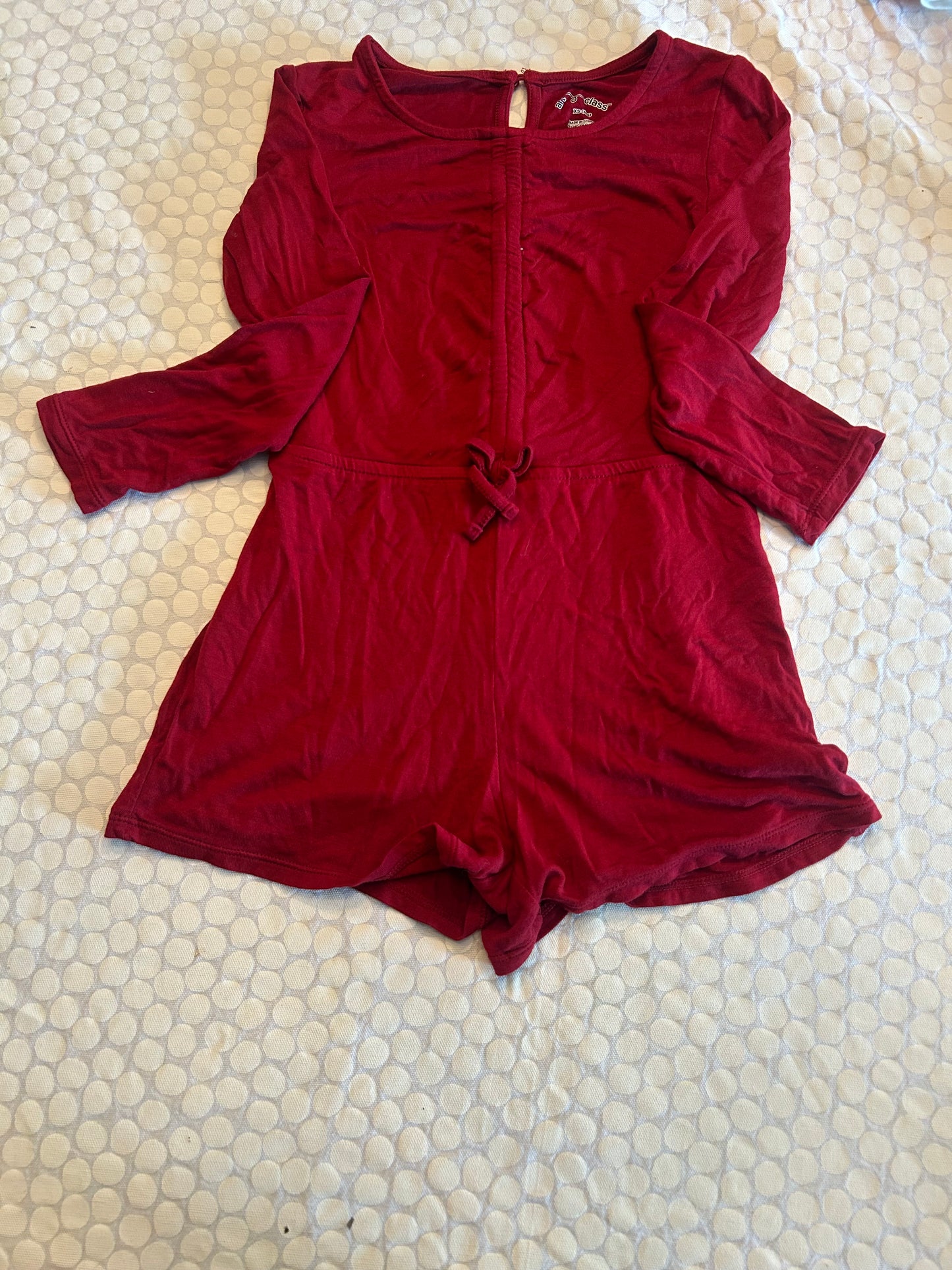 136 NWOT Art Class Dark Red Romper 4/5