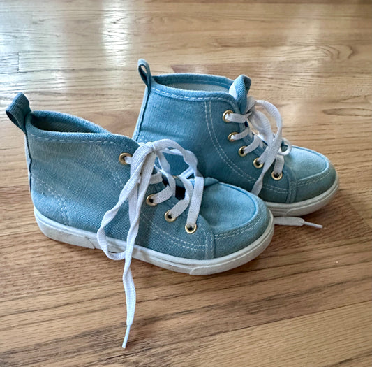 #98- Boys, Amazon, Canvas Blue High Top Shoes- Size 11