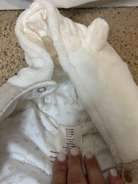#210 Baby Snow Suit, Size 3-6 months, Like New Condition