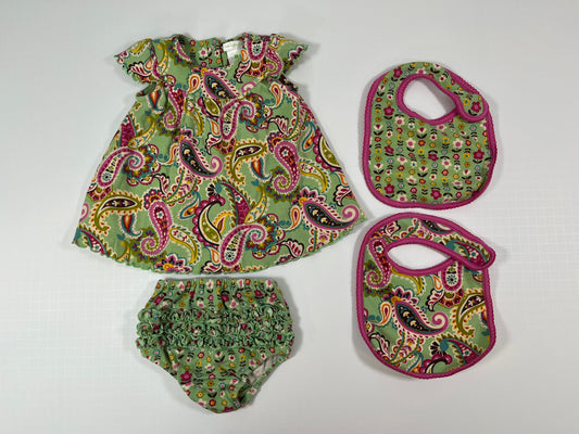 PPU 45242 3-6m girls Vera Bradley Baby dress, bloomers and bibs set (4 pieces)