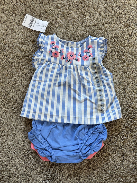 NWT Set of 2 Carter’s Outfits, Size 3M
