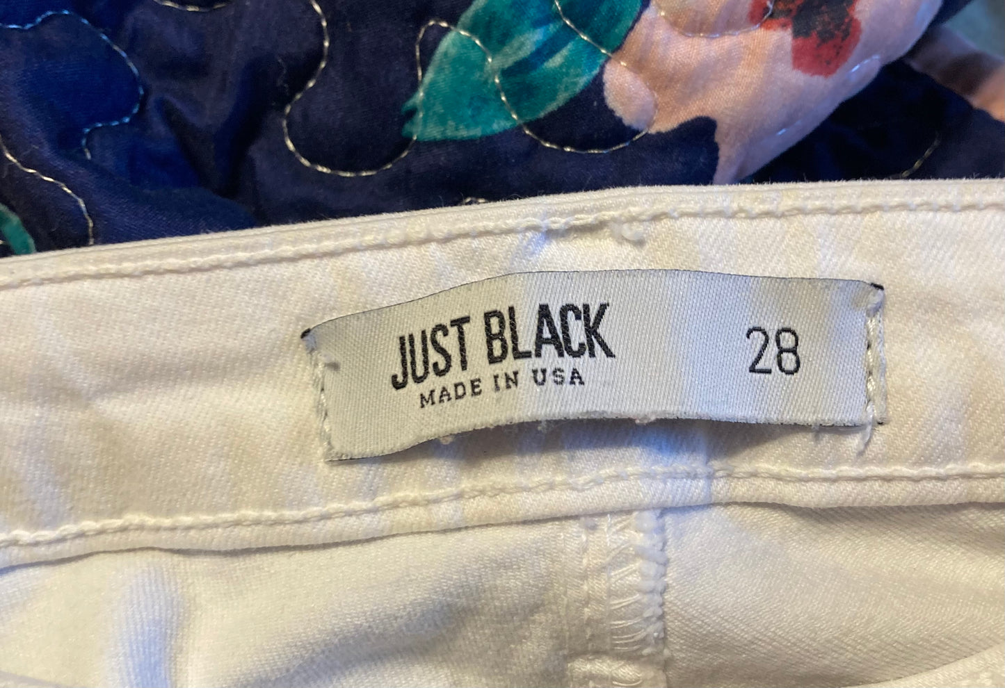 Seller #57 Womens 28 Jeans Just Black brand