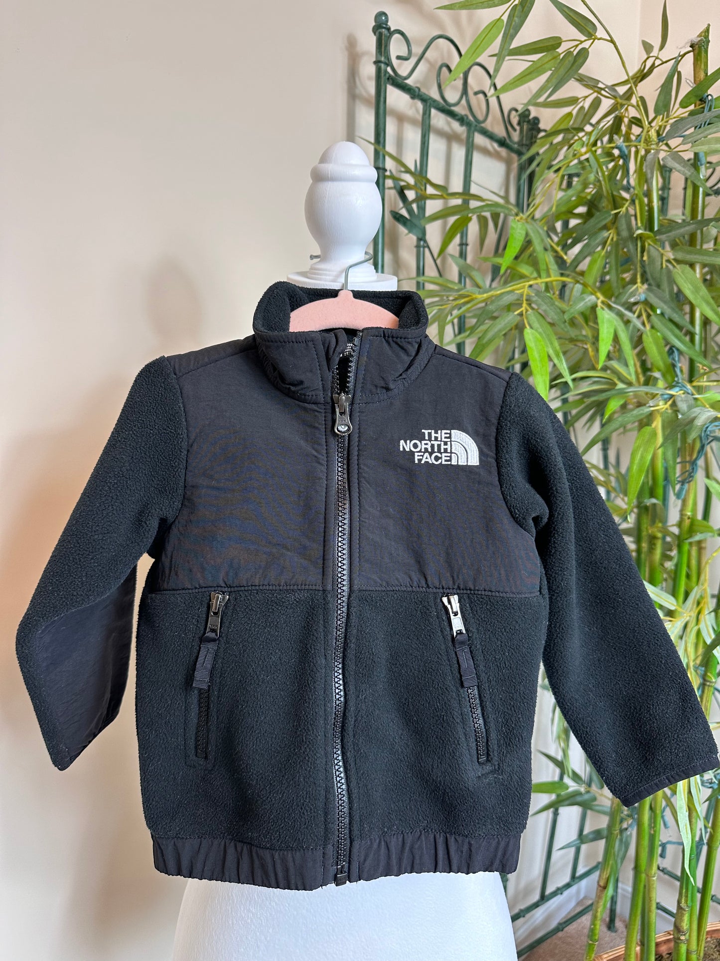 The North Face black Denali fleece jacket size 2T