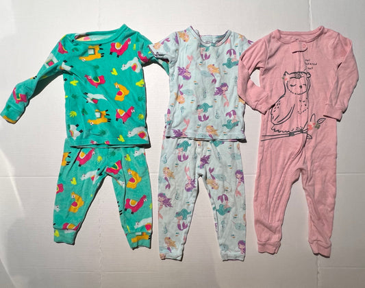 #98 Girls 18mo Pjs