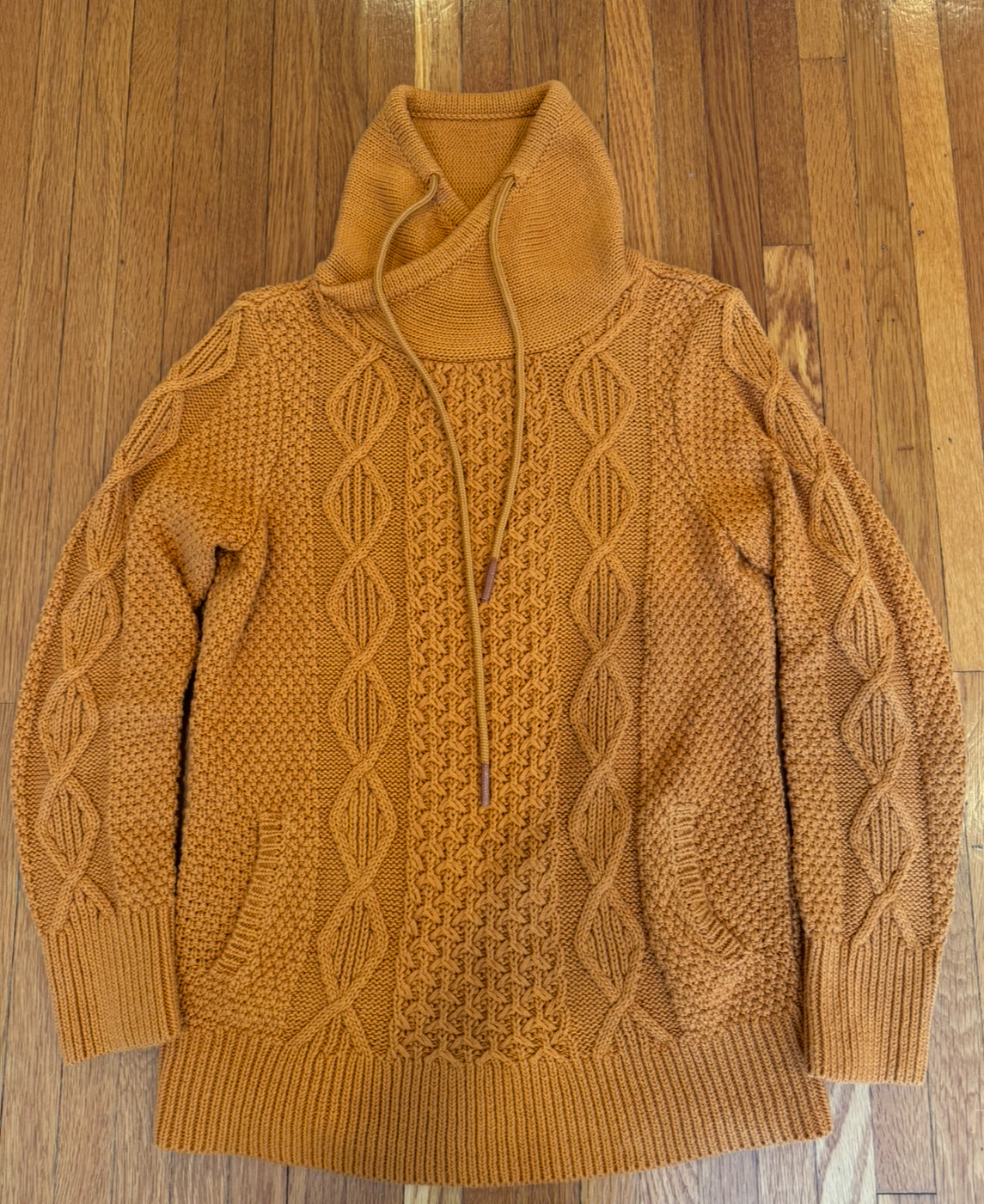 Seller #127 Women's LL BEAN sweater size small
