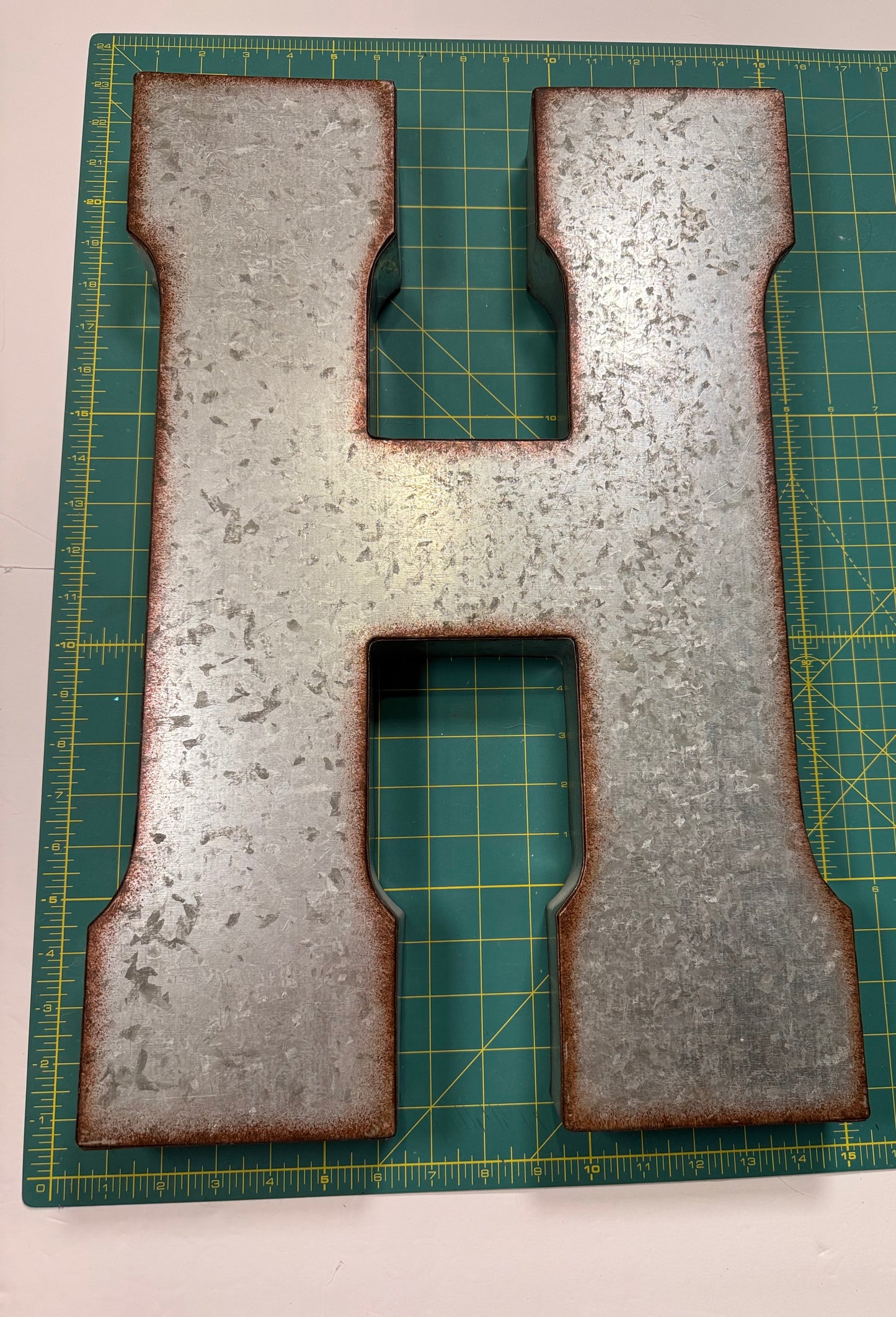 #141 Large Metal H