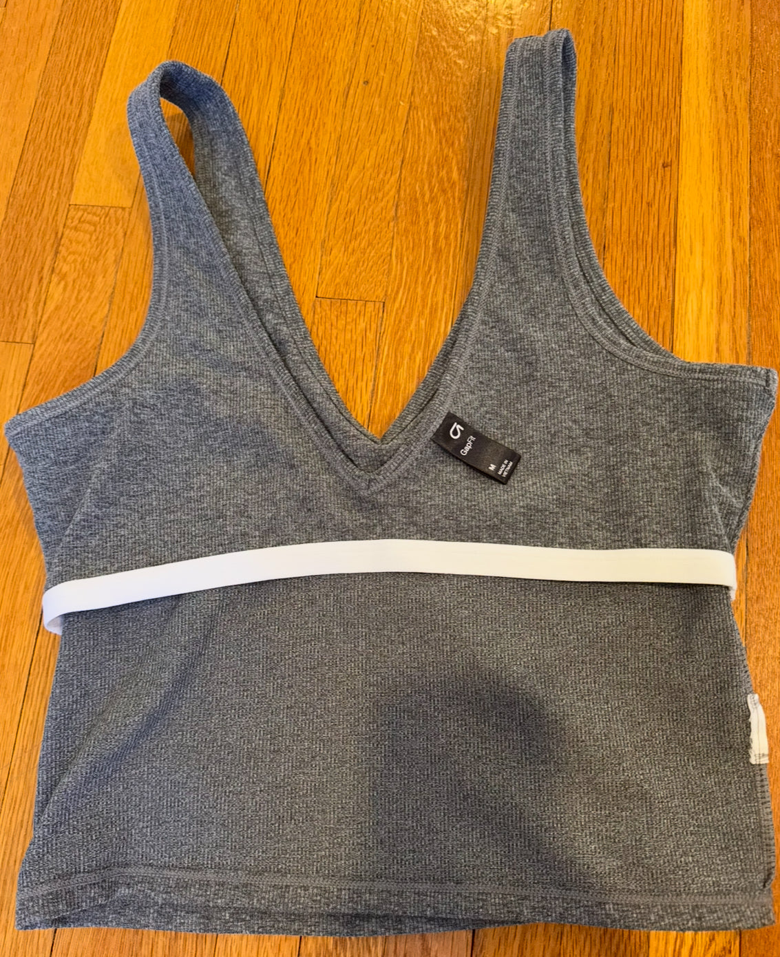 Seller #127 GapFit crop tank size medium