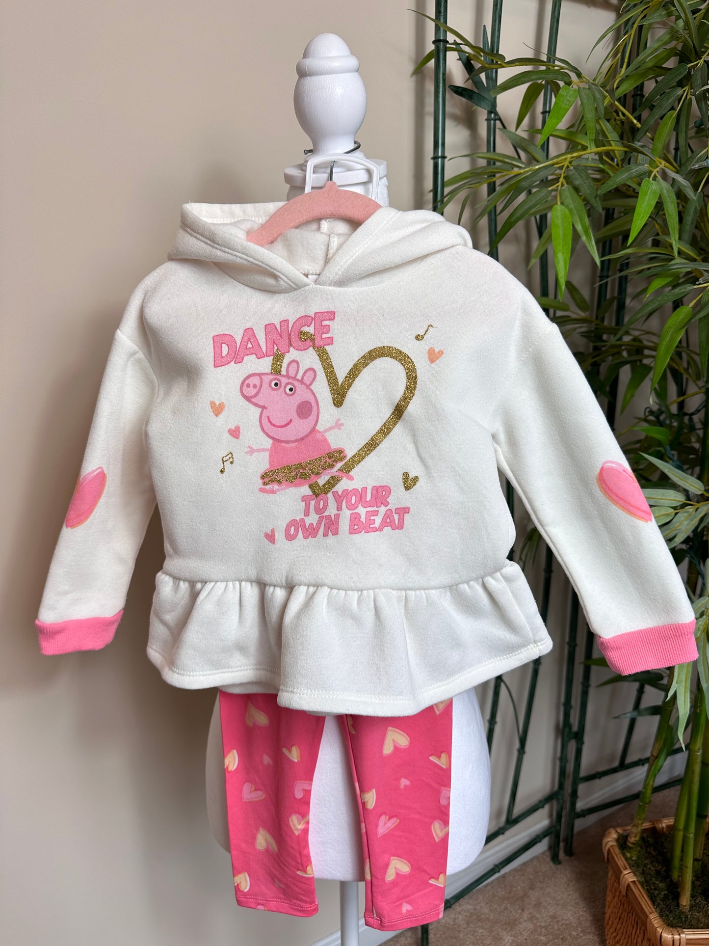 Peppa Pig hooded sweater and pink leggings set girls size 3T