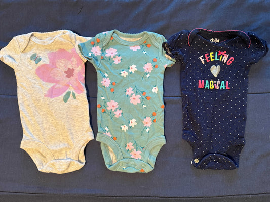 SELLER #6 Carters Newborn (3) Short Sleeve