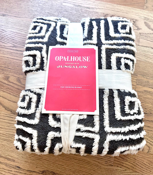 #98- Opalhouse Throw Blanket, NEW!