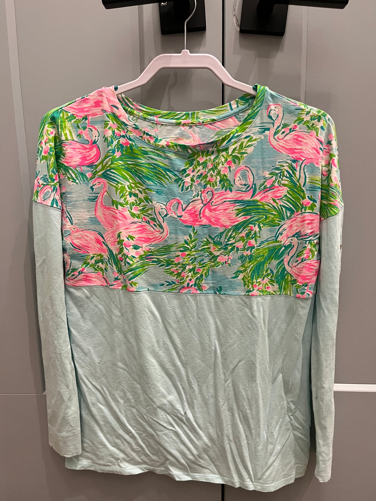 137 Lilly Pulitzer long  sleeve turquoise pink flamingo top, size XS, LN